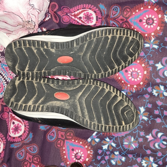 ➶➶➶➶➶ Anne Klein Backdoor Sport Leopard Print Sneakers  ➷➷➷➷➷ - Picture 8 of 11